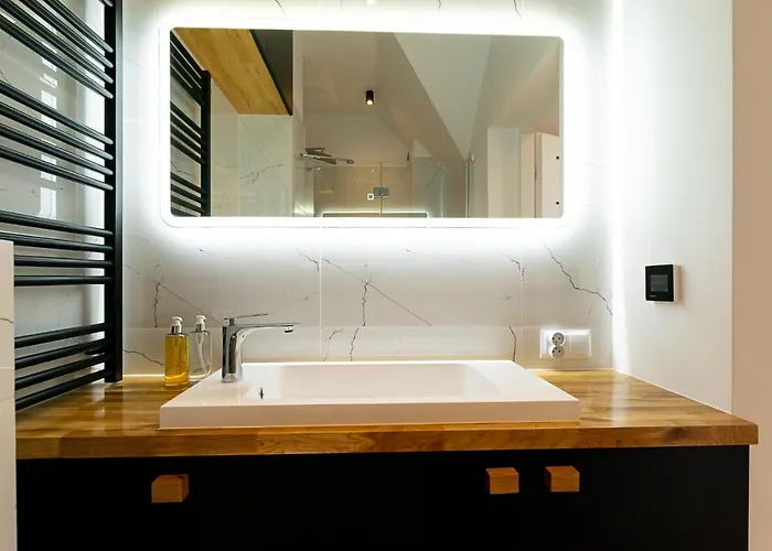 Rentplanet - Kras Apartment *